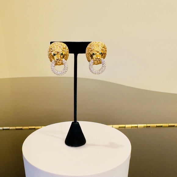 NWOT Authentic Vintage Retro Luxury Kenneth Jay Lane Lion Door Knocker Earrings - Picture 6 of 15